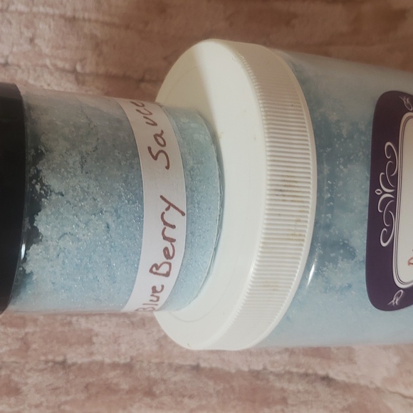 New release blueberry sauce body scrub - Picture 2 of 3